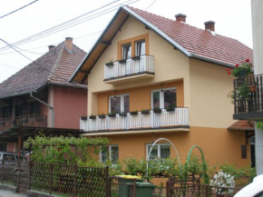 Отель Guest House Obradovic  Гуча
